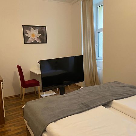 Grand Central Station Apartments I Contactless Check-In Vienna Luaran gambar