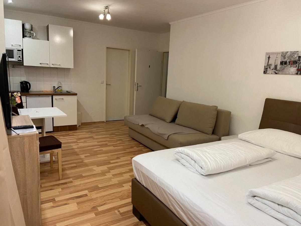 Grand Central Station Apartments I Contactless Check-In Vienna Luaran gambar