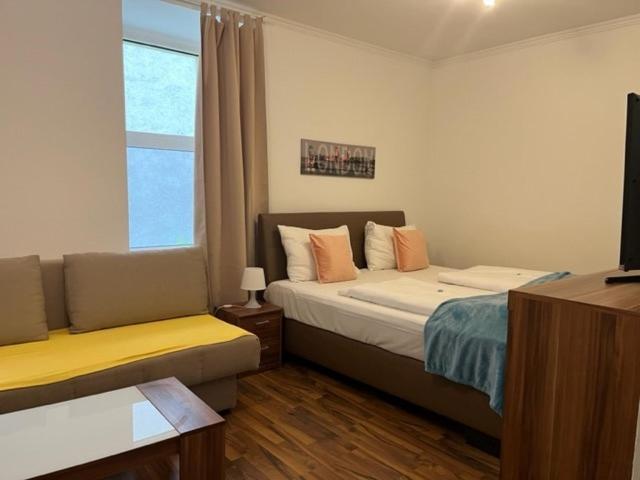 Grand Central Station Apartments I Contactless Check-In Vienna Luaran gambar