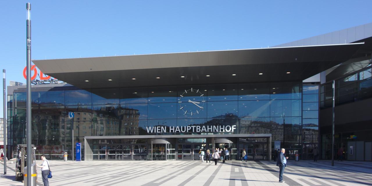 Grand Central Station Apartments I Contactless Check-In Vienna Luaran gambar